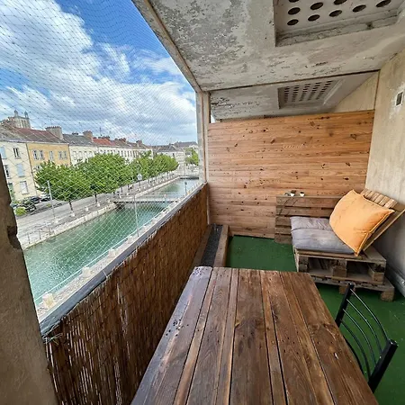 Lemon Roof Apartment Troyes